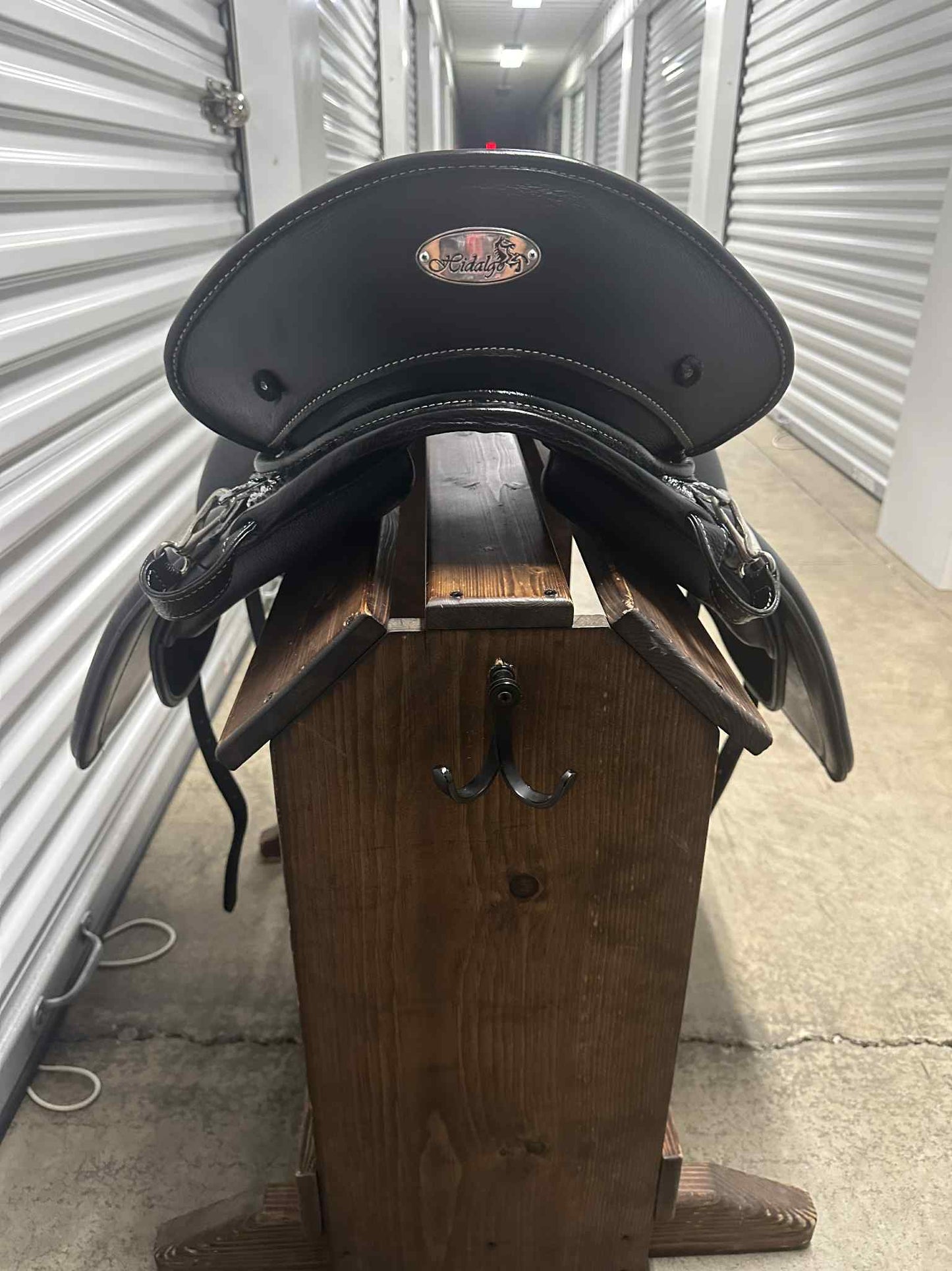 Sanlucar Special Edition, Standard tree, 33 cm seat, chestnut & black