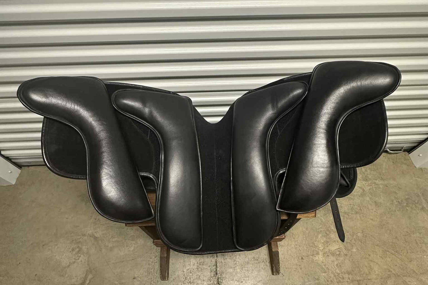 Chicago, Standard tree, 17", black with croc