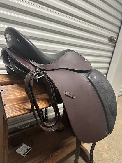 Venice Special, Shire (wide) tree, 18", black & brown