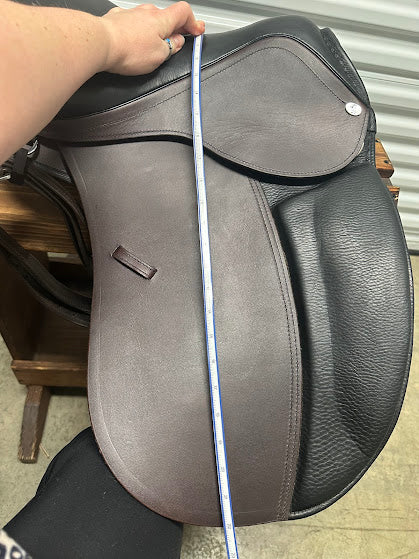 Venice Special, Shire (wide) tree, 18", black & brown