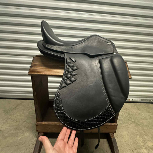 Chicago, Standard tree, 17", black with croc