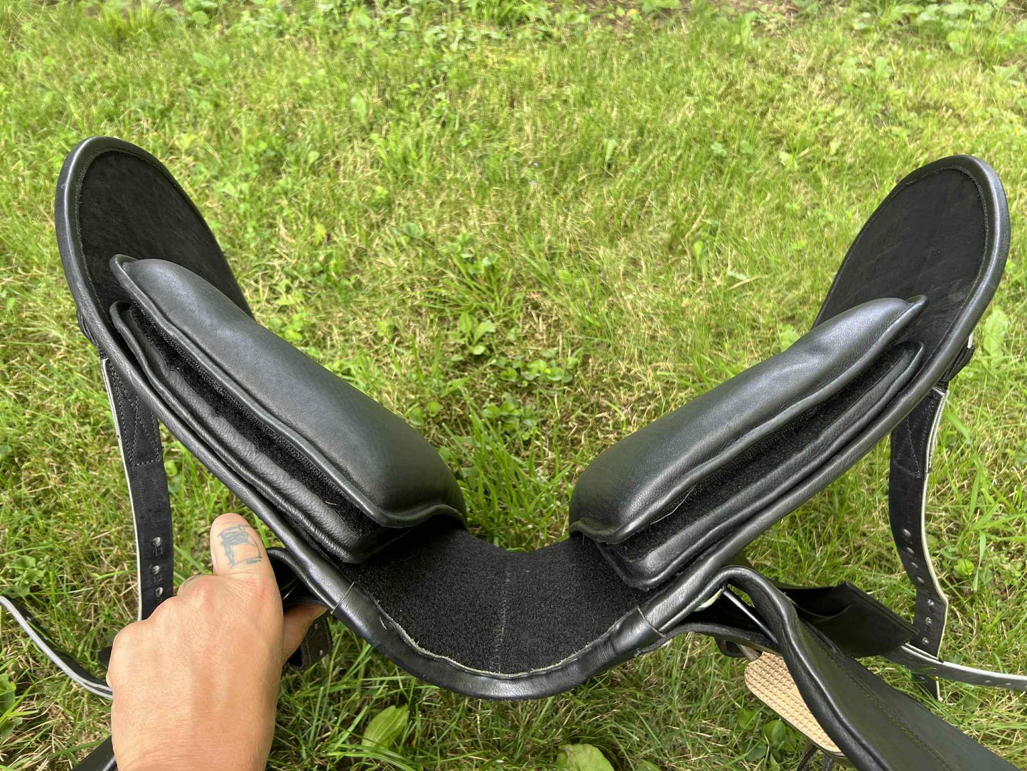 Venice 2, 17", SHIRE Sized Leather tree dressage saddle