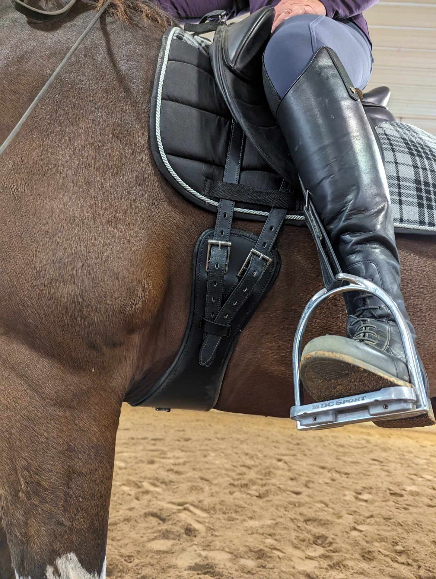 NEW Black Leather Anatomical Dressage Girth 25"